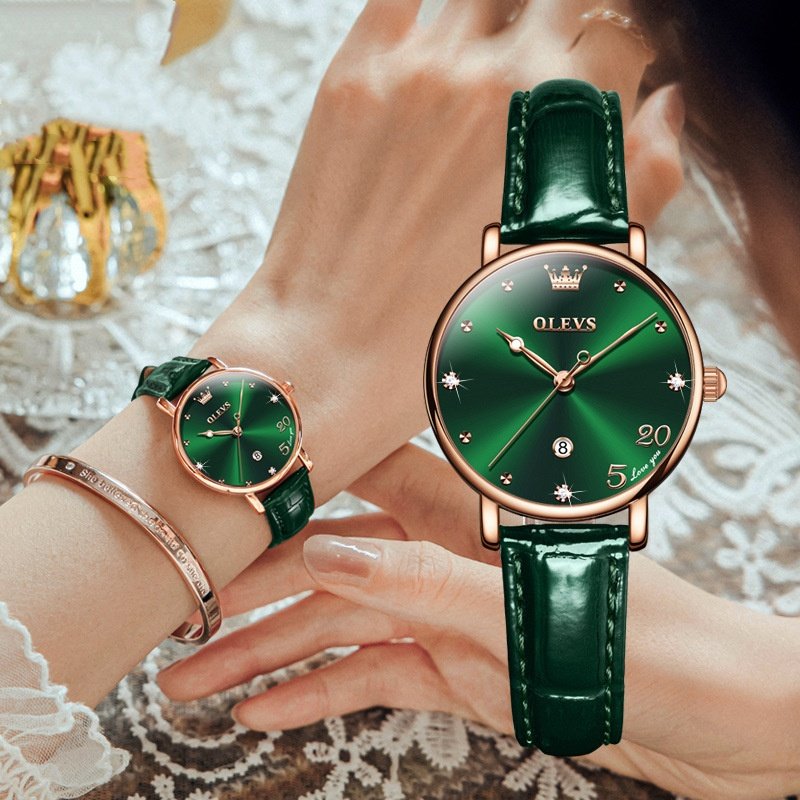 Trendy Quartz Watch With A Small Green Dial Minimalist Leather Strap