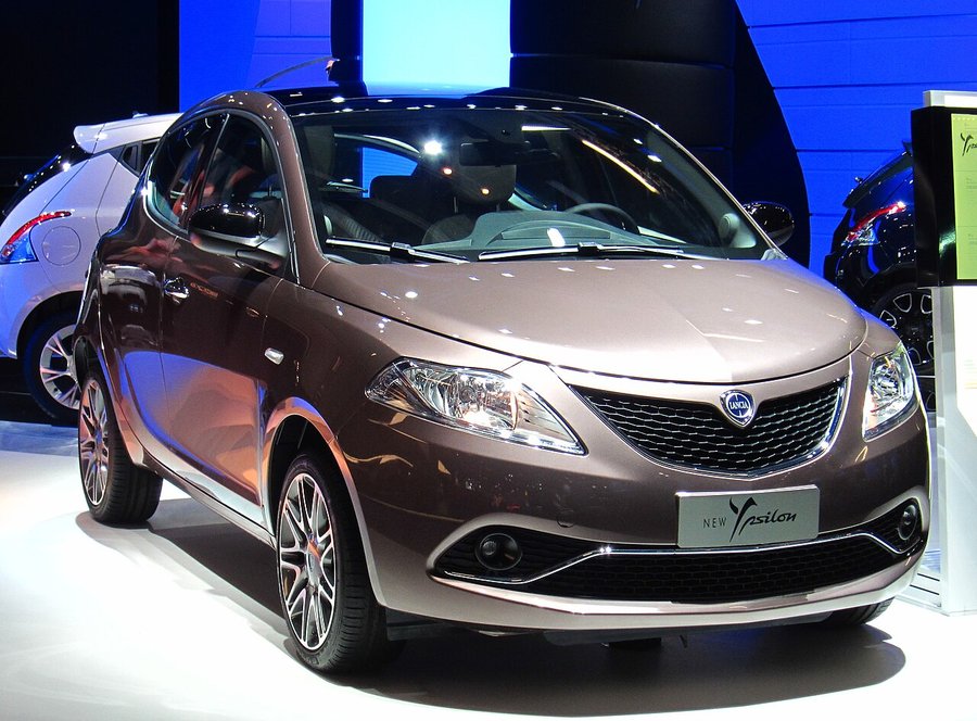 Lancia Ypsilon