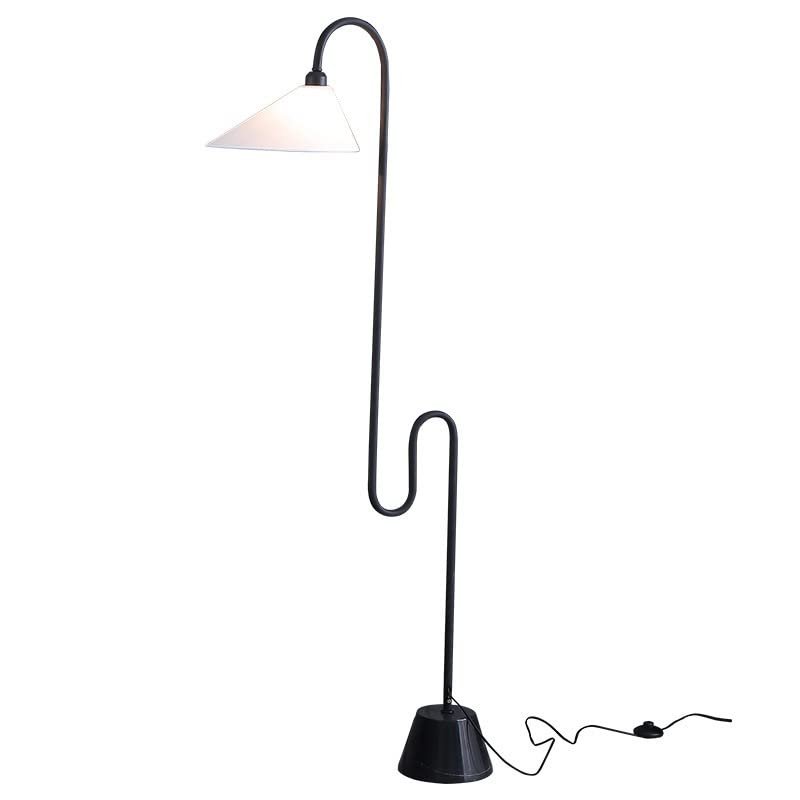 Lampade da terra Designer scandinavo Creative soggiorno lampada da pavimento divano ad angolo lampada in piedi da letto vintage luci decorative for pavimento verticale lampada da pavimento verticale