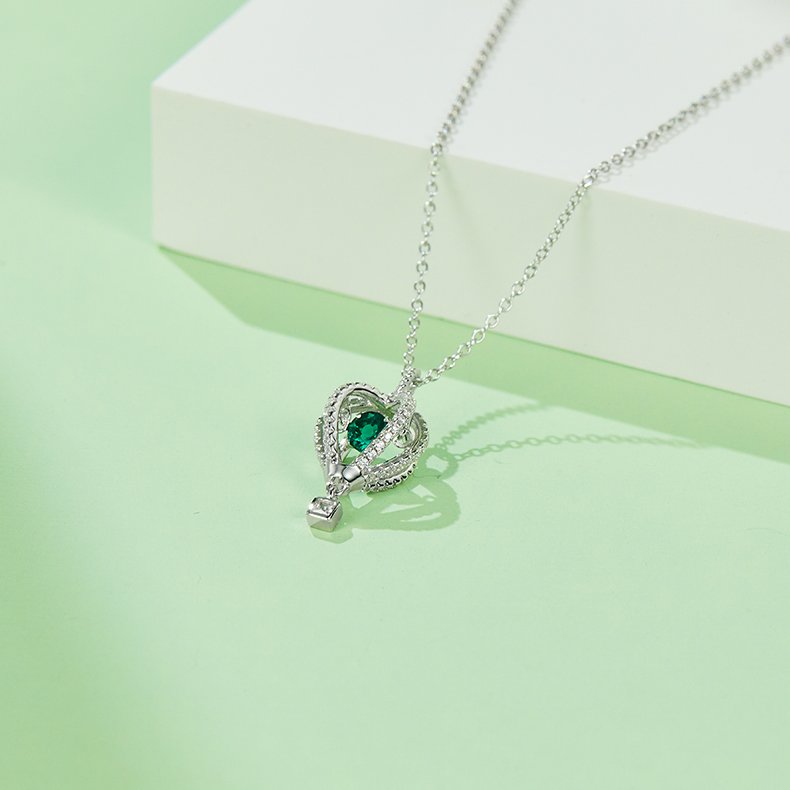 S925 Silver 2.5g 0.52ct Lab-Created Emerald Heart Necklace, 40&5cm