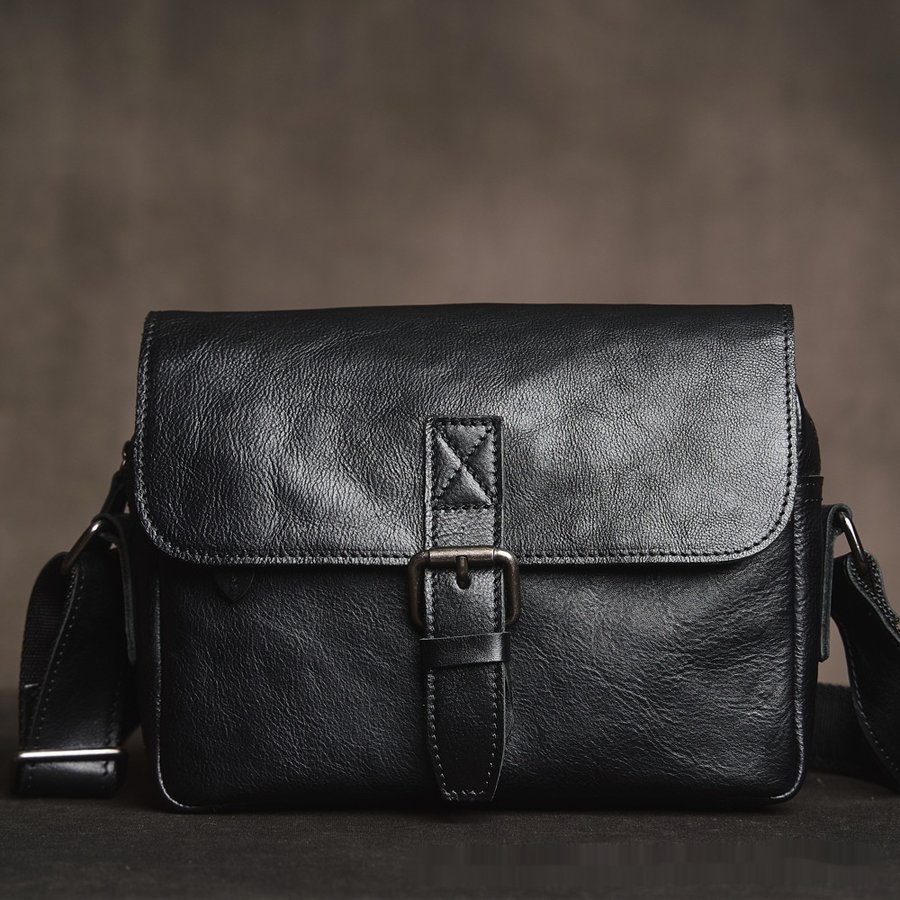 Fashionable Casual Men's First-Layer Leather Bag