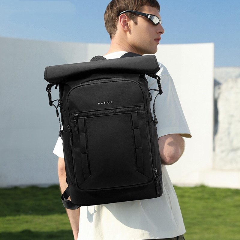 New Casual Backpack Spacious And Lightweight