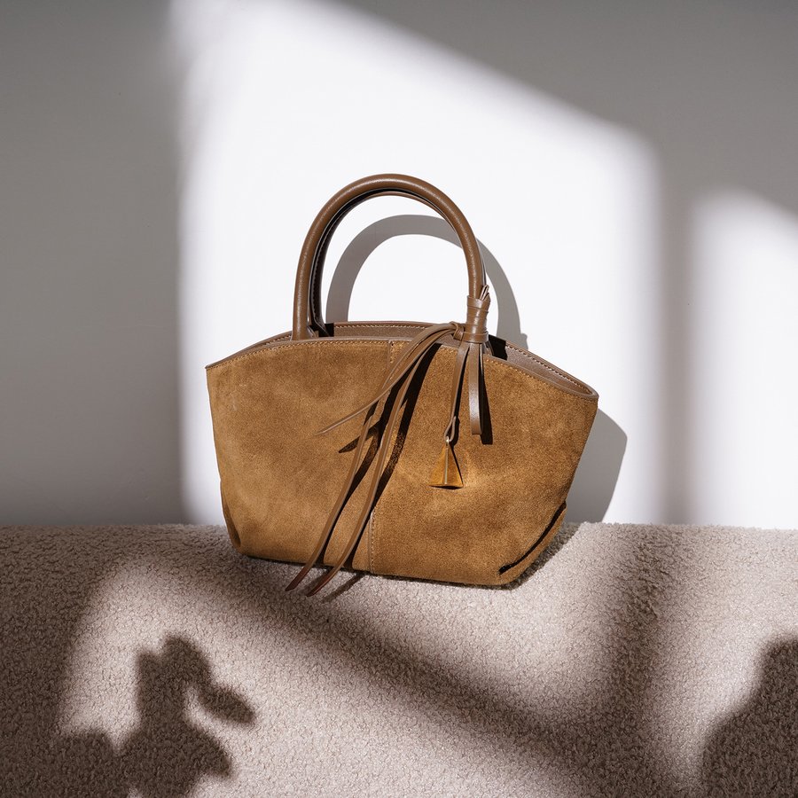 Solid Color Fashion Niche Leather Shoulder Handbag