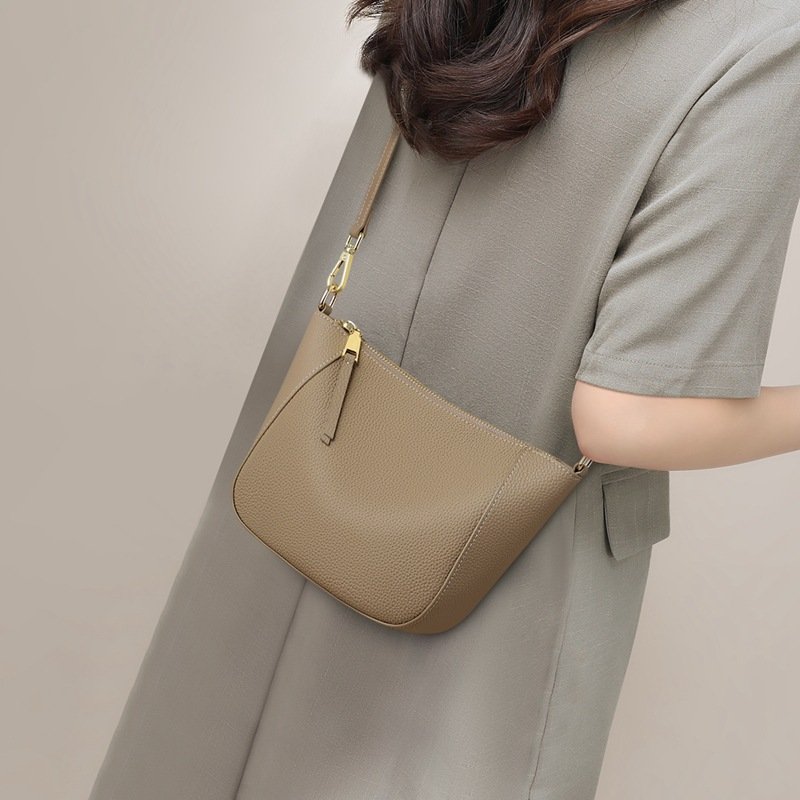 Versatile Single-shoulder Phone Crossbody Bag