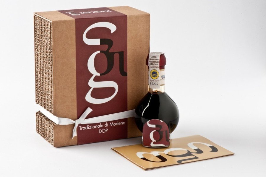 Aceto Balsamico Tradizionale di Modena dop GUERZONI – invecchiato almeno 12 anni - Biologico, Biodinamico (Demeter), Vegano, Vegetariano, senza OGM – Confezione 1 Bottiglia da 100 ml