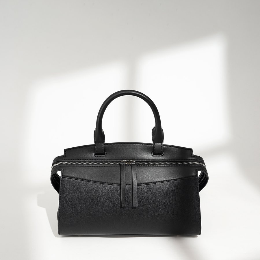 Large-Capacity Retro Bowling-Style Shoulder And Crossbody Bag For Early Spring