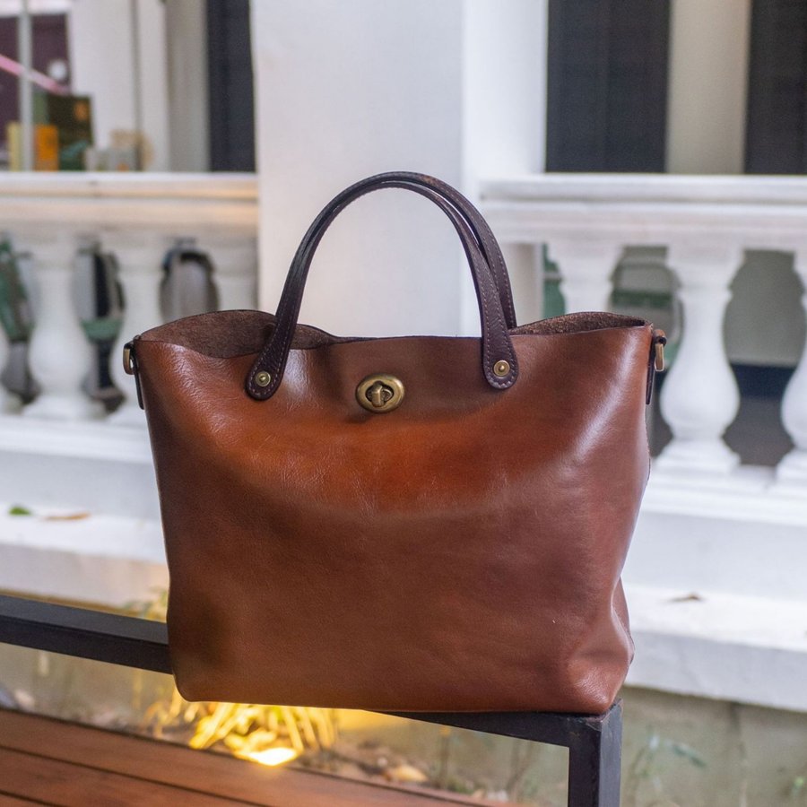 Tree-tannin Vegetable-tanned Full-grain Cowhide Handbag