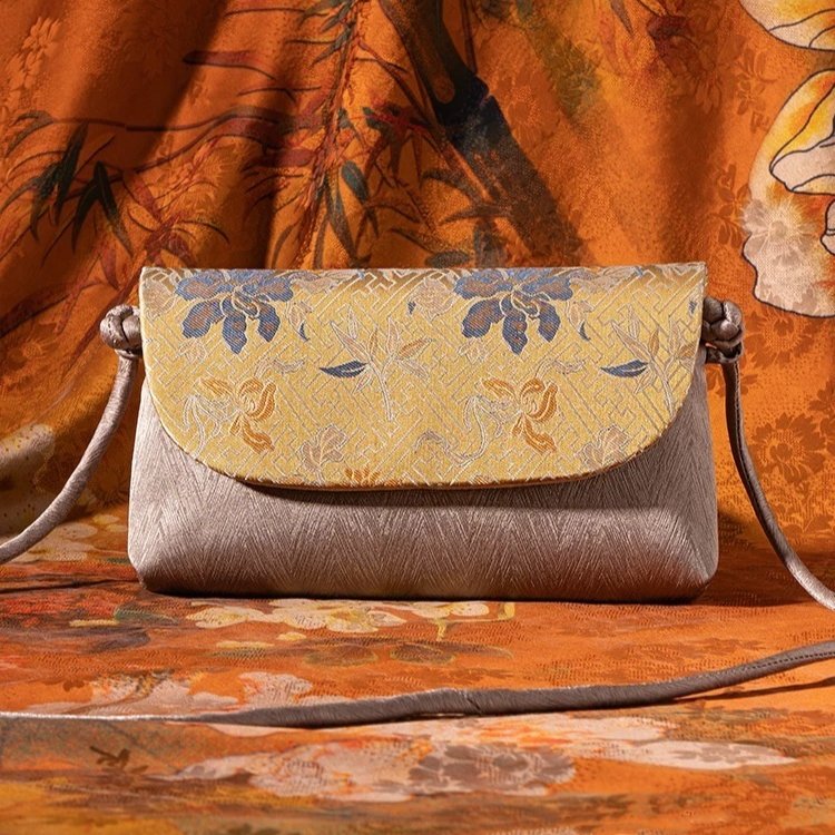New Chinese-style Silk Clutch Crossbody Bag