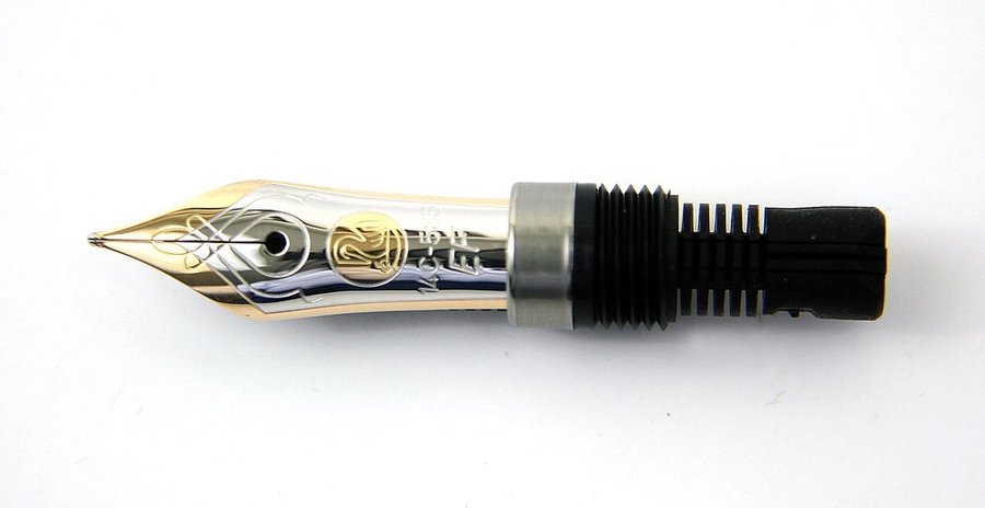 Pelikan Ricambio Pennino, 14 Kt. 585 Oro, rodiato, pennino EF, M400
