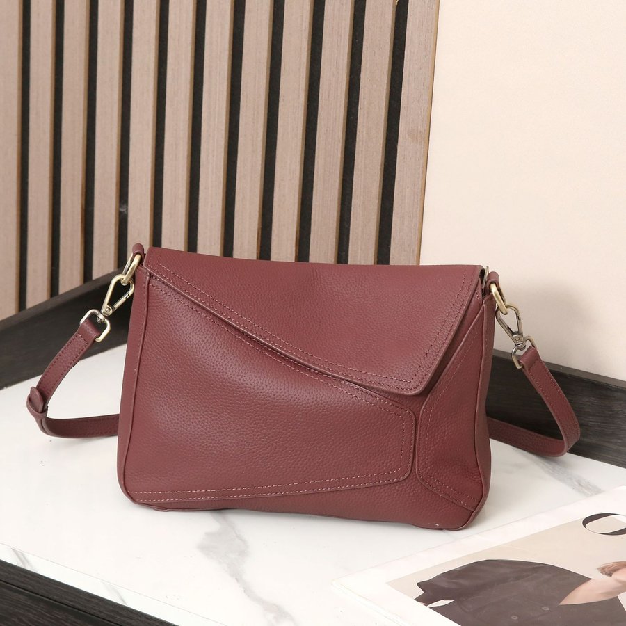 First-layer Cowhide Genuine Leather Shoulder And Crossbody Bag Fashionable And Minimalist