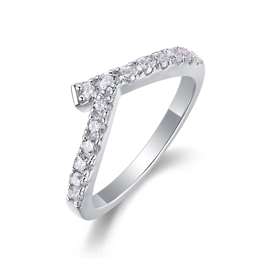 S925 Silver 2.7g Platinum Plated Moissanite V-Shape Ring, 14x 2.0mm D VVS1 Curved Band, GRA Certified US 5-9