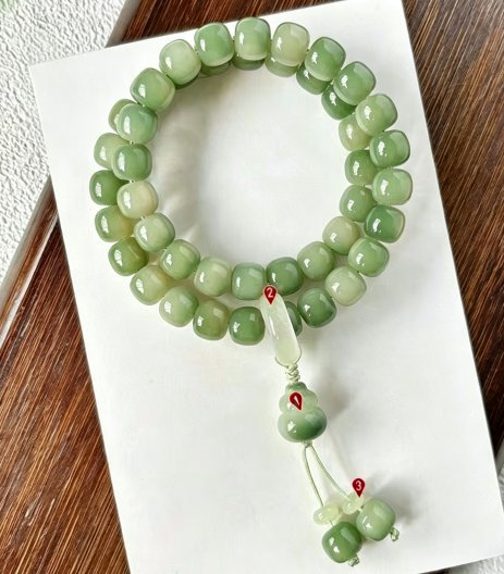 Bodhi Seed Beaded Bracelet